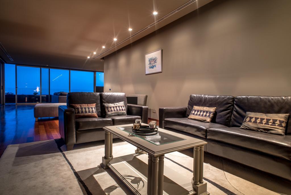 Arts In Penthouse Apartments Til Sol Funchal  Bagian luar foto
