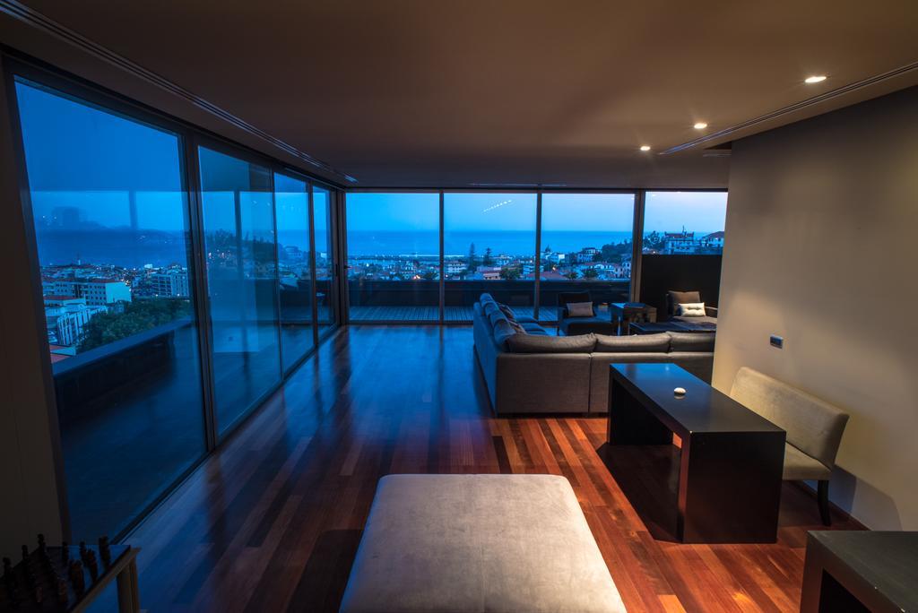 Arts In Penthouse Apartments Til Sol Funchal  Bagian luar foto