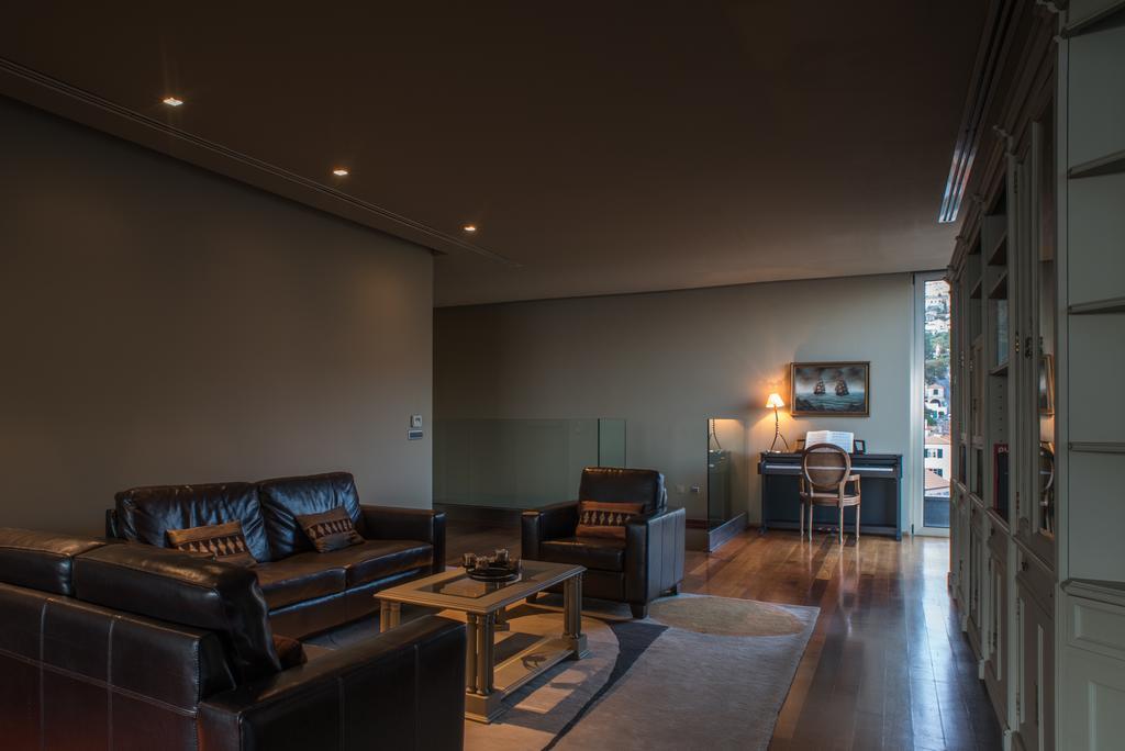Arts In Penthouse Apartments Til Sol Funchal  Bagian luar foto