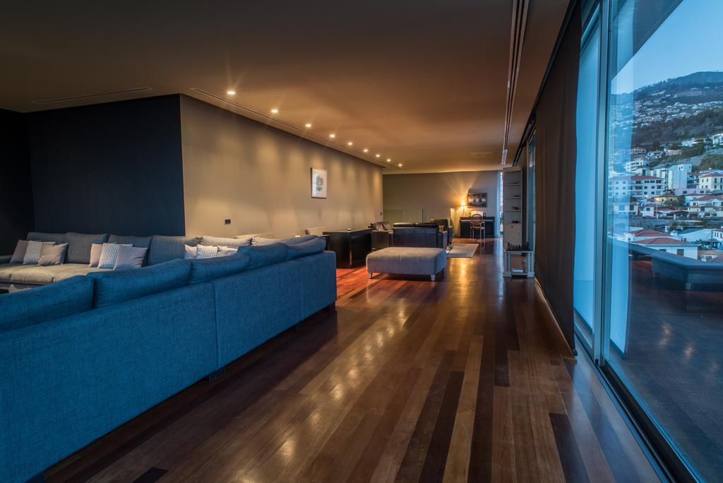 Arts In Penthouse Apartments Til Sol Funchal  Bagian luar foto