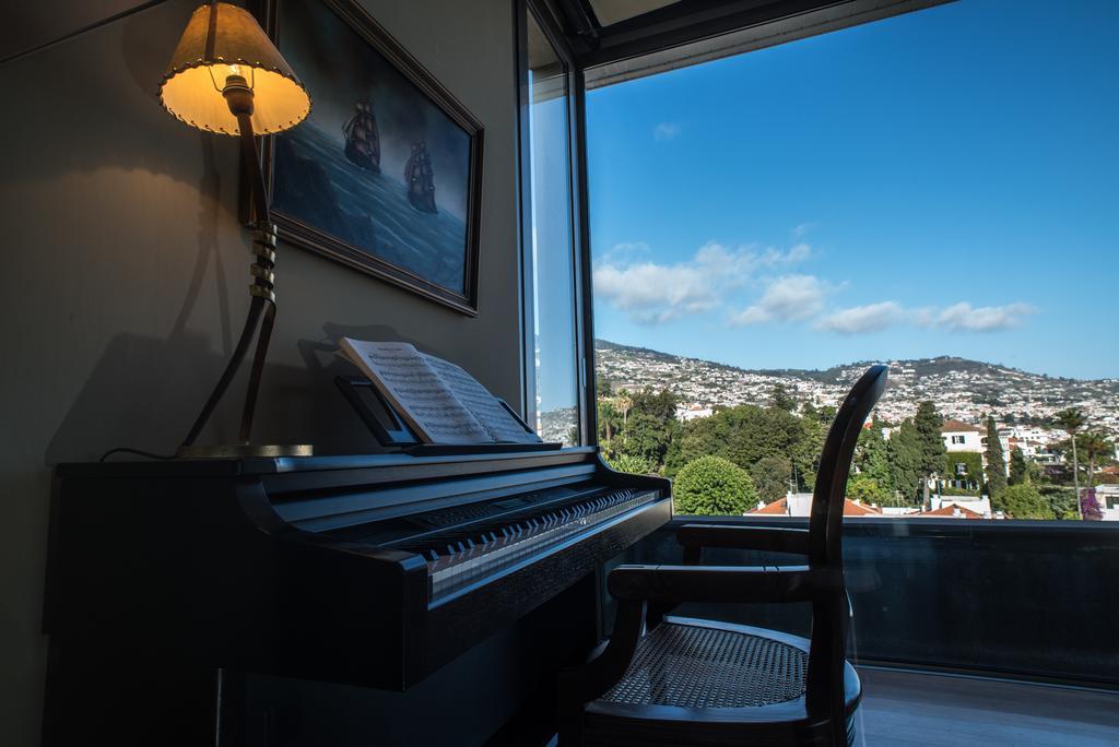 Arts In Penthouse Apartments Til Sol Funchal  Bagian luar foto